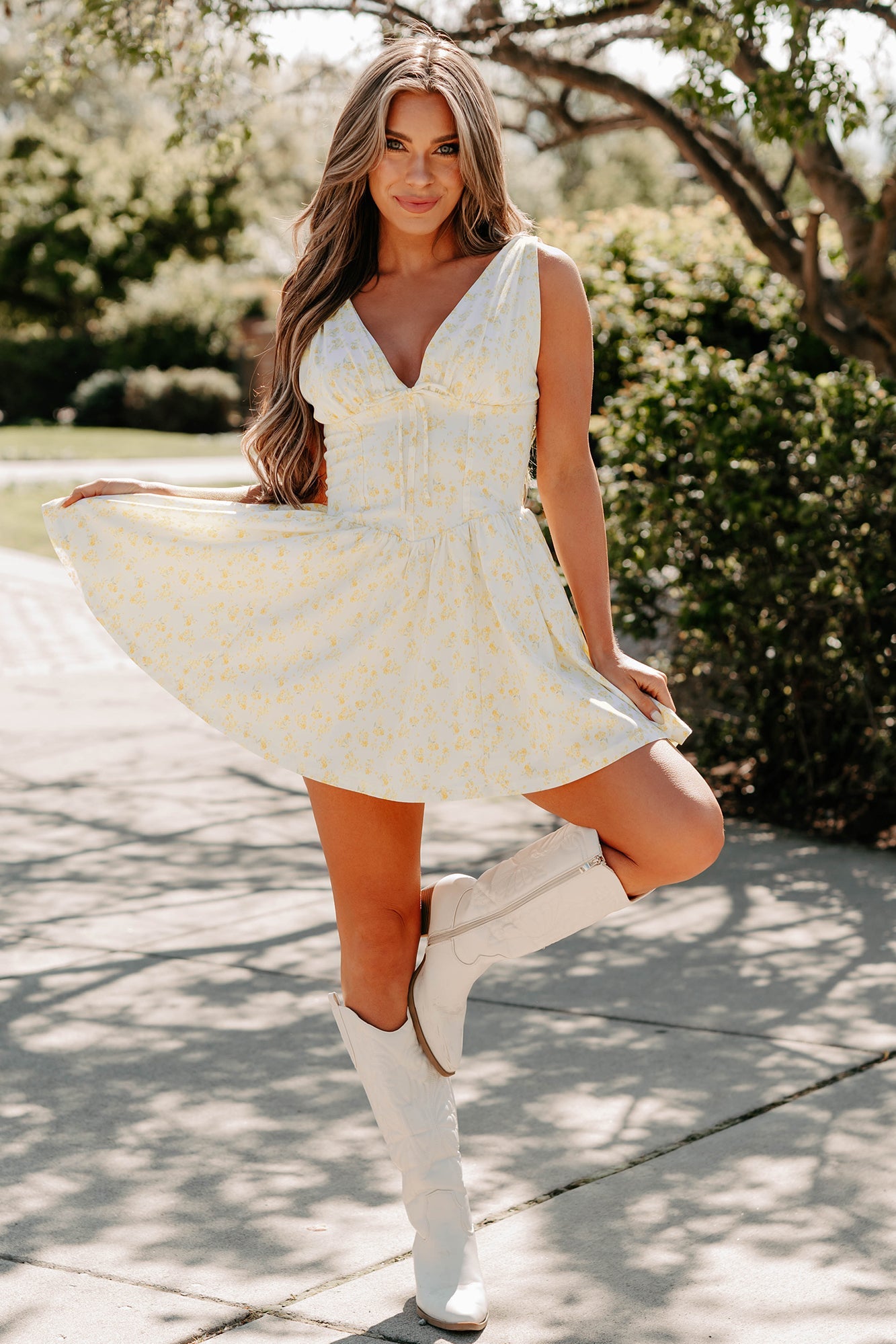 Stop & Bloom Sleeveless Floral Mini Dress (Yellow)